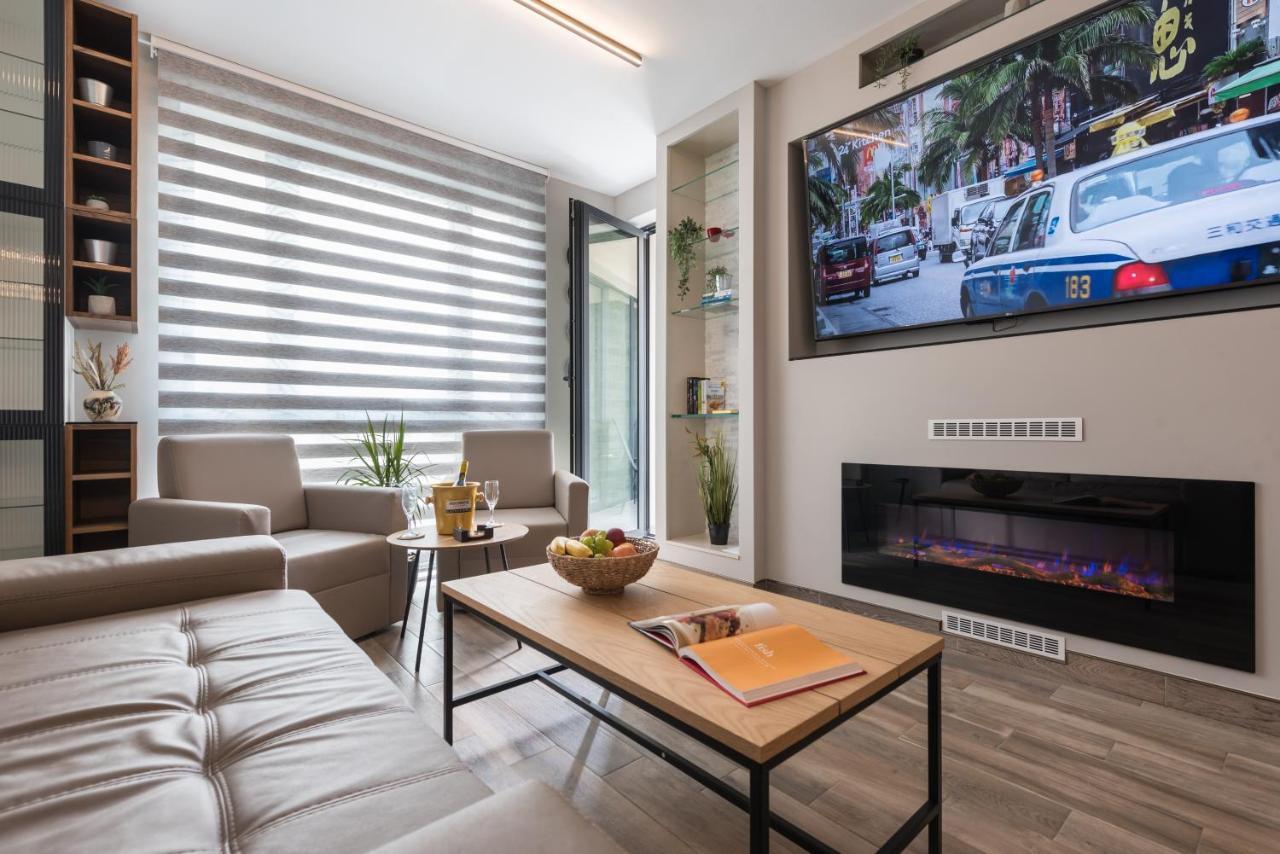 Apartment B - Lifestyle Holiday Saints Constantine and Helena Bagian luar foto